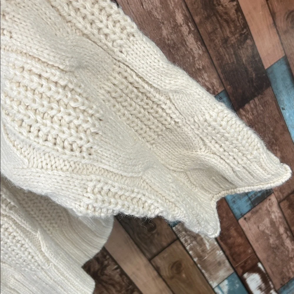 Universal Thread XXL Cream Knit Sweater - Picture 9 of 14